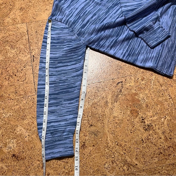 Everlane Wm’s Space Dyed Rib Trim Crewneck Sweater Sz M - Picture 8 of 8